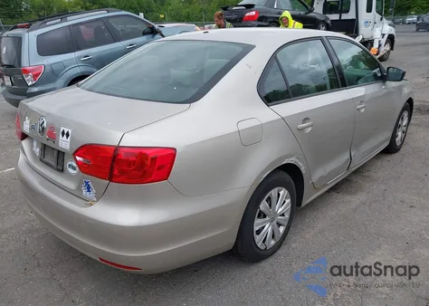 2014 Volkswagen Jetta 2.0L S from USA, damaged, VIN 3VW2K7AJ9EM255220